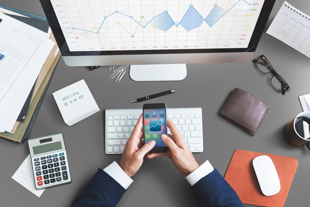 Jak nowoczesne technologie zmieniają oblicze usług księgowych i doradztwa podatkowego