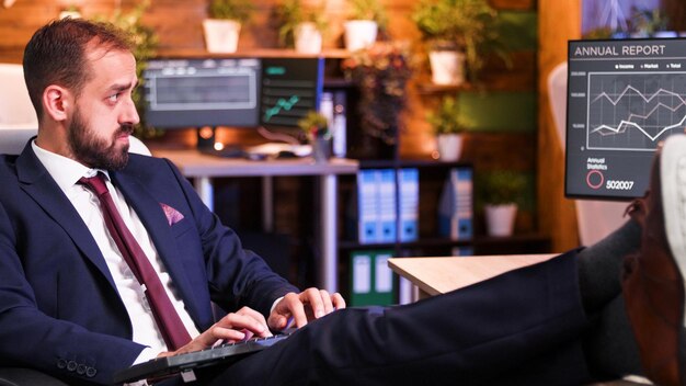 Korzyści z wdrożenia nowoczesnego systemu do zarządzania księgowością w małych i średnich firmach