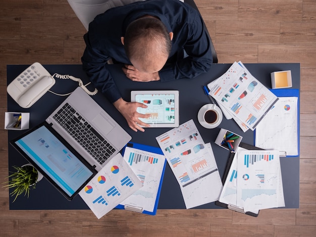 Jakie strategie mogą pomóc w minimalizowaniu ryzyka podatkowego w firmie?